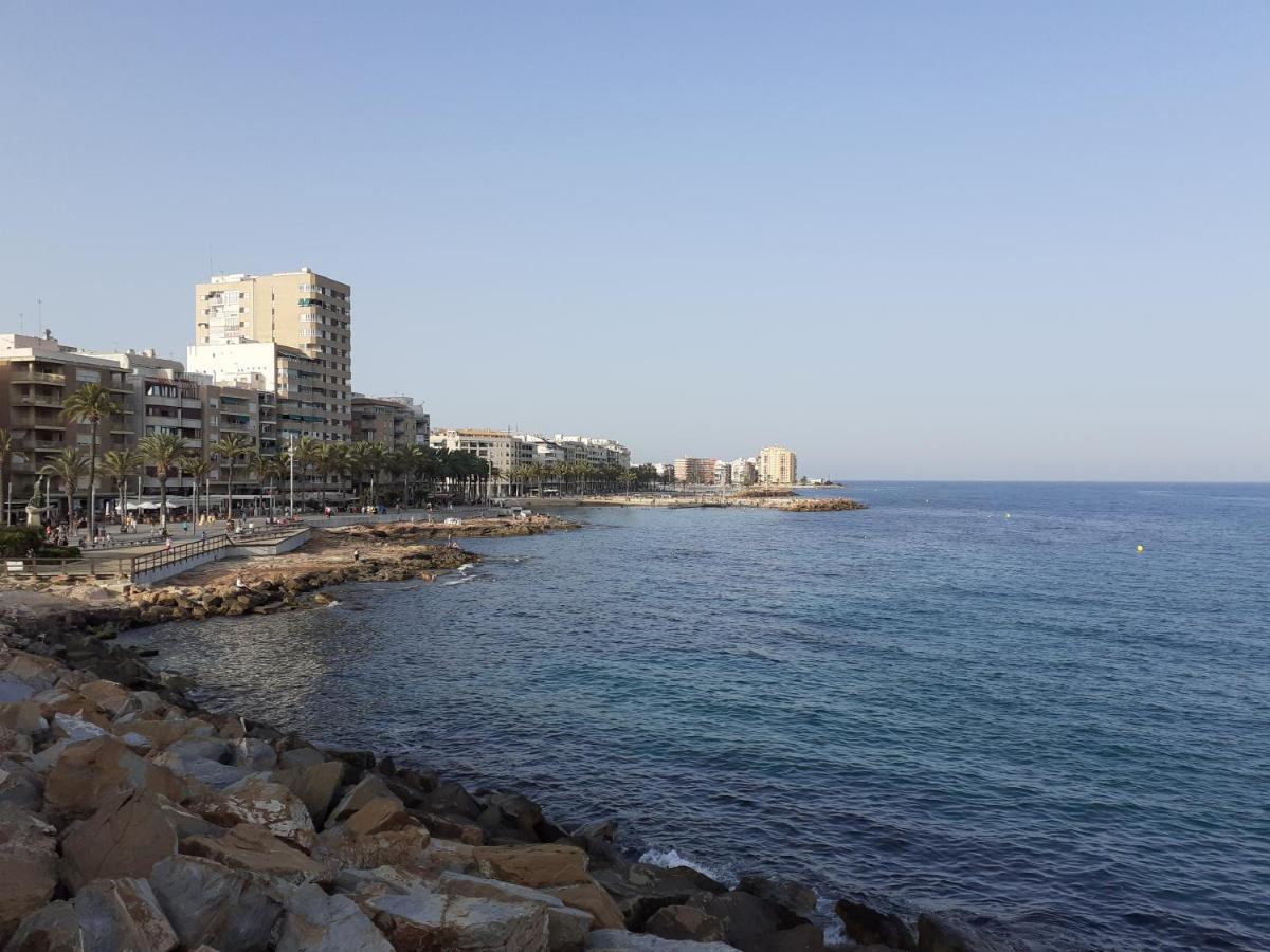 Apartment Los Locos Beach With Balcony And Wi-Fi Torrevieja Zewnętrze zdjęcie