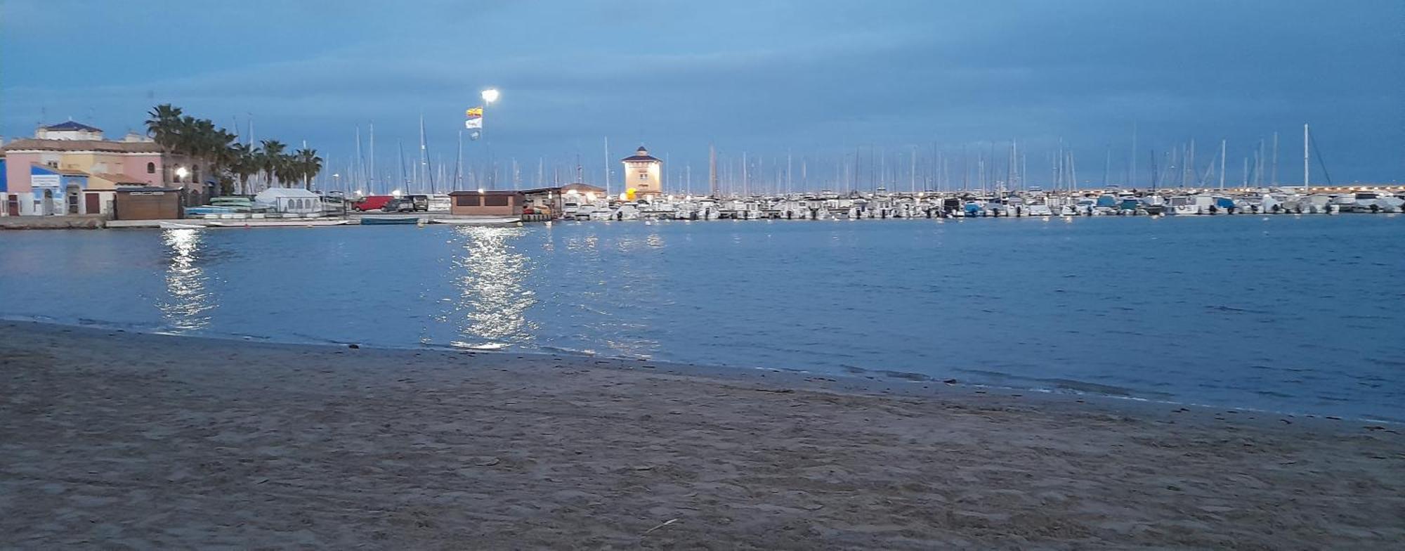 Apartment Los Locos Beach With Balcony And Wi-Fi Torrevieja Zewnętrze zdjęcie