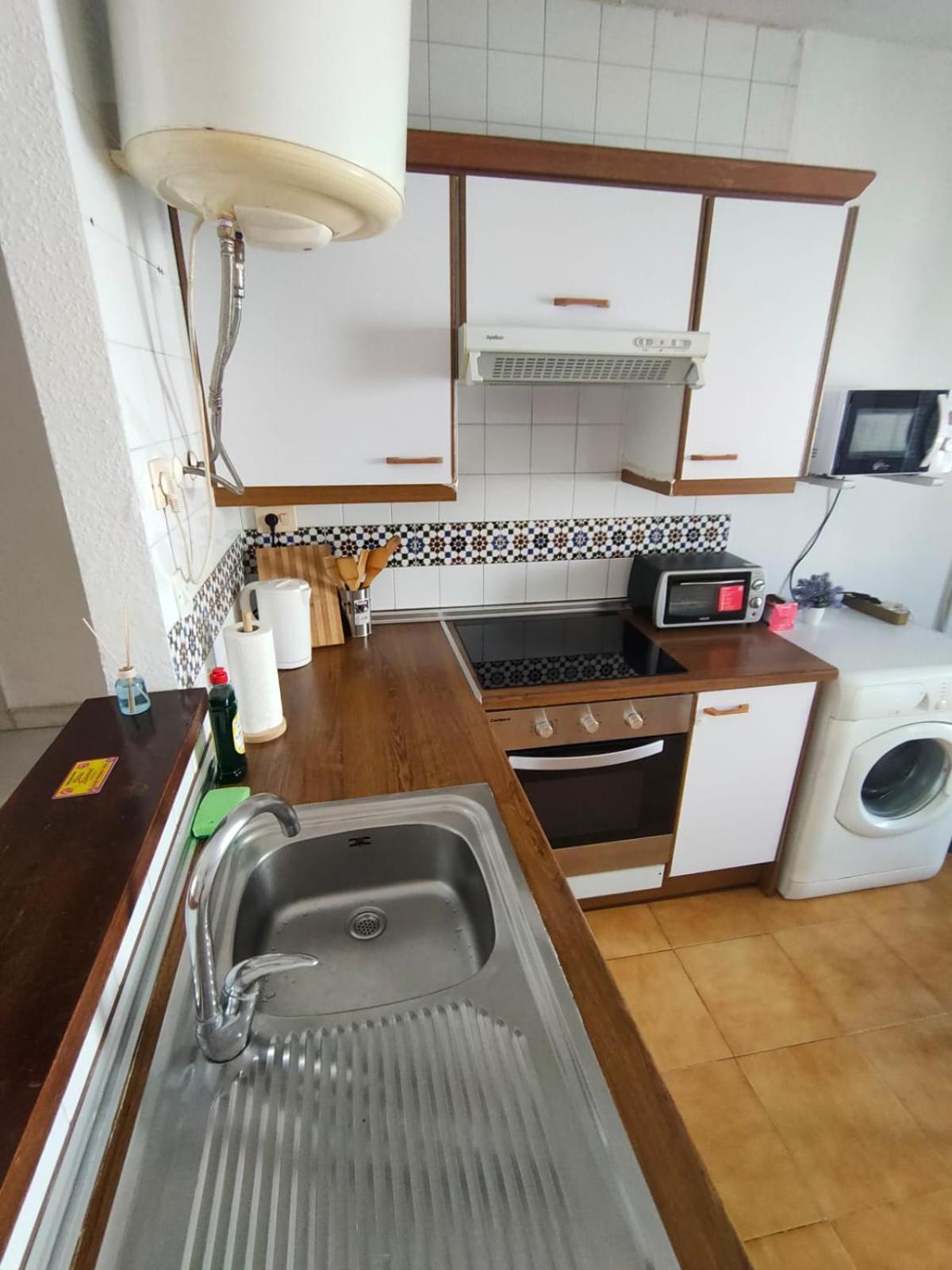 Apartment Los Locos Beach With Balcony And Wi-Fi Torrevieja Zewnętrze zdjęcie
