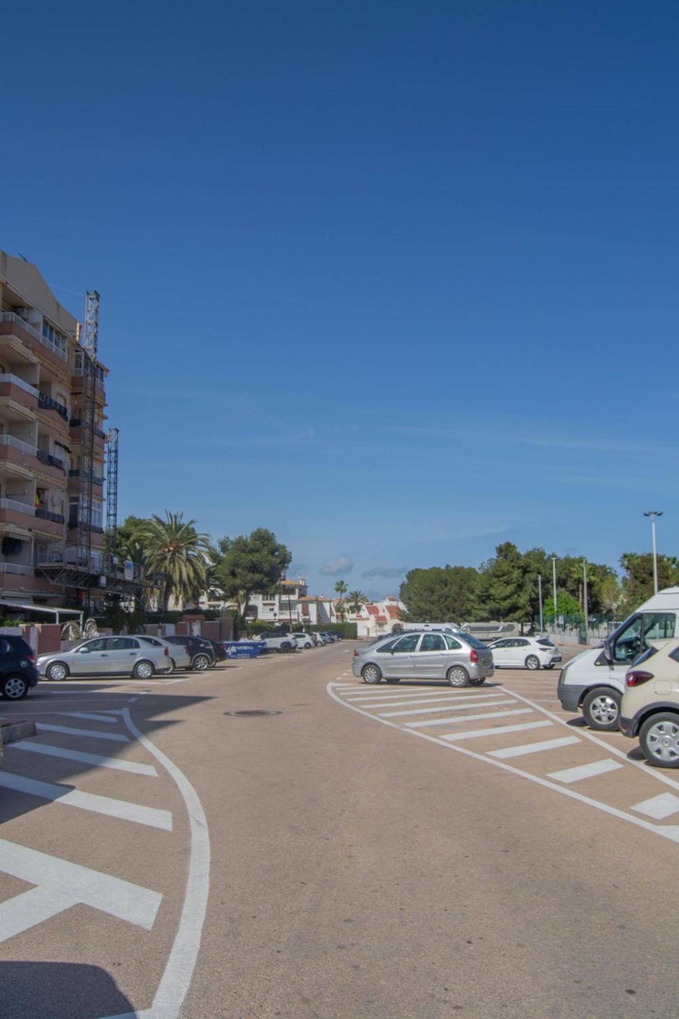 Apartment Los Locos Beach With Balcony And Wi-Fi Torrevieja Zewnętrze zdjęcie